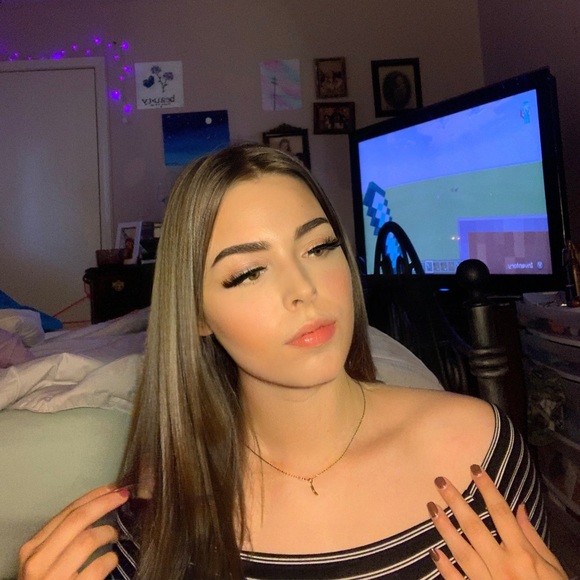 Top - Picture 3 of 3